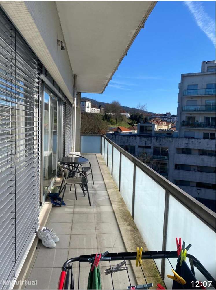 Apartamento T1 | Guimarães | Universidade | Mobilado | Varanda | Garag - Grande imagem: 3/8