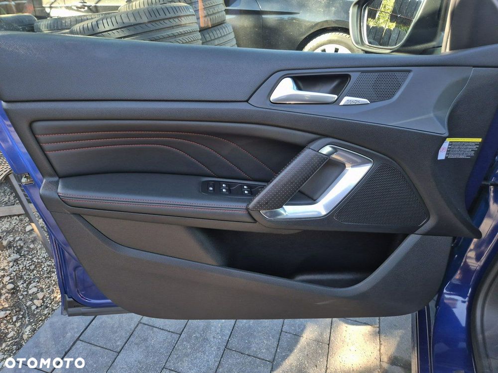 Peugeot 308 BlueHDi FAP 180 EAT8 Stop & Start GT - 12