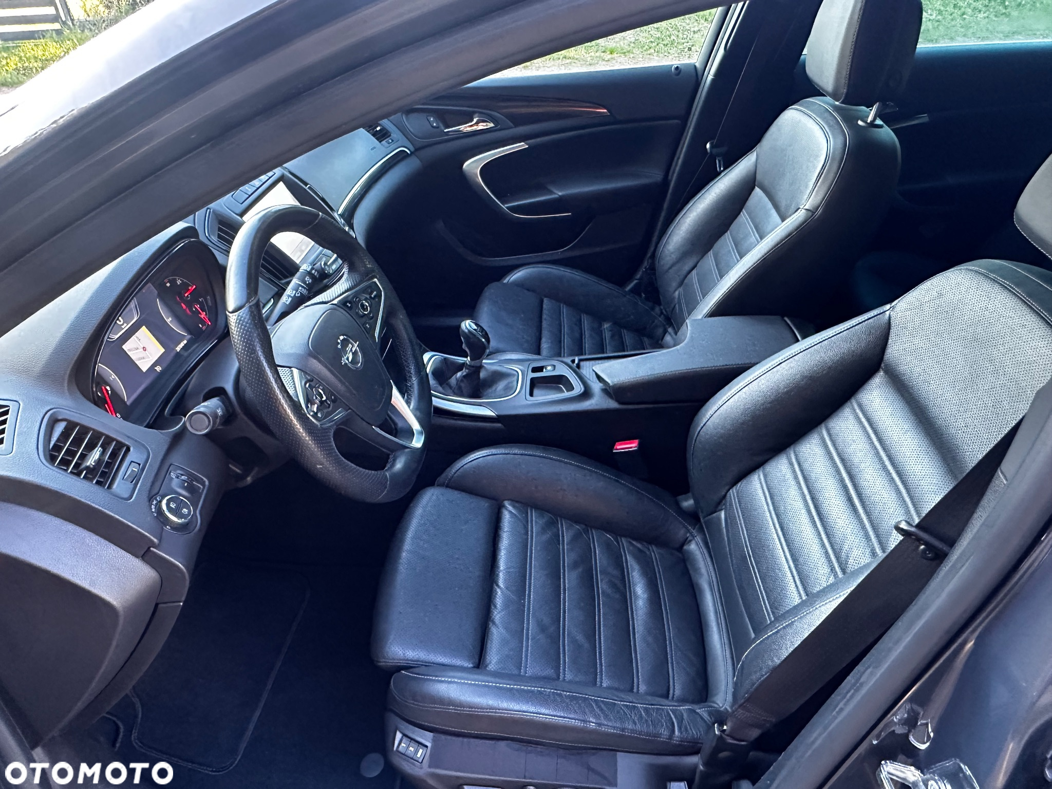 Opel Insignia - 28