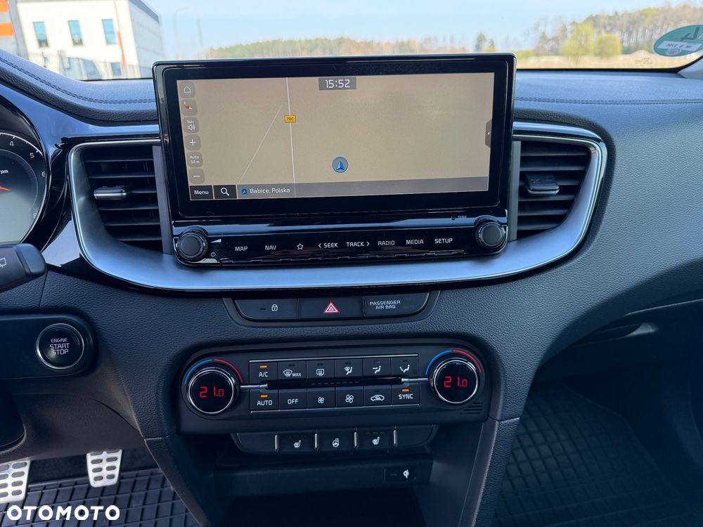 Kia XCeed 1.6 T-GDI L Business Line - 30