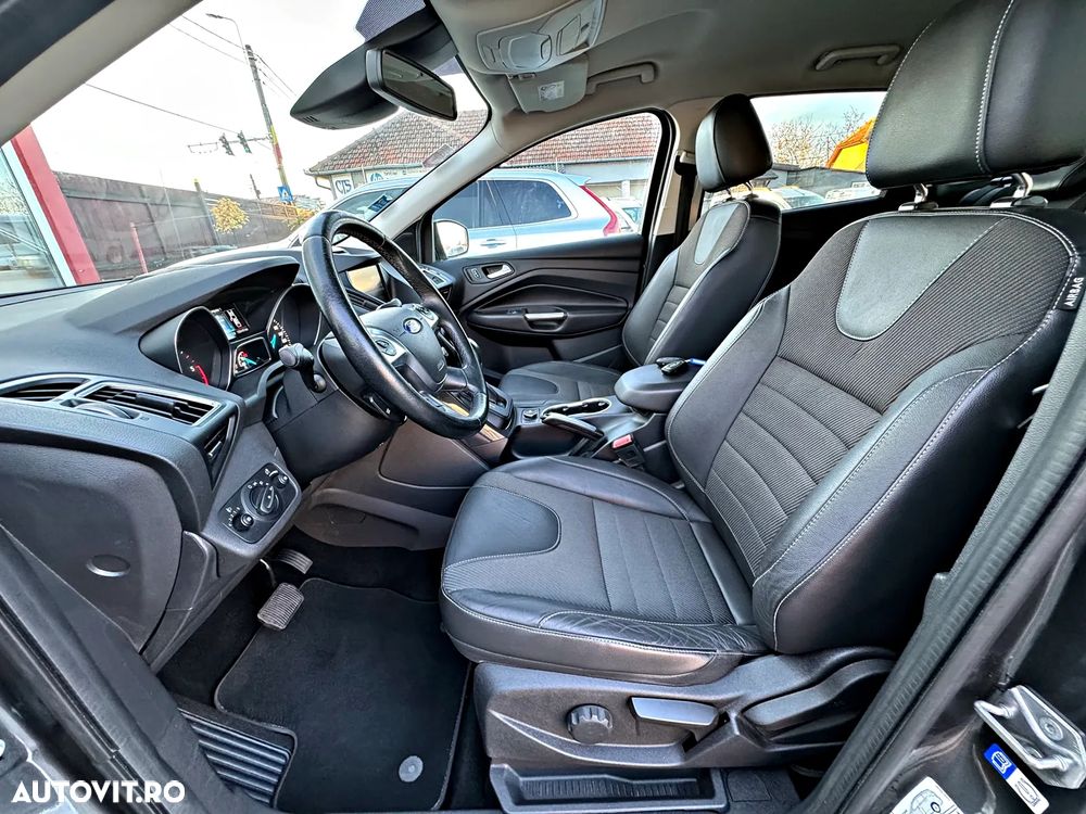 Ford Kuga 2.0 TDCi 4x4 Aut. Titanium - 5