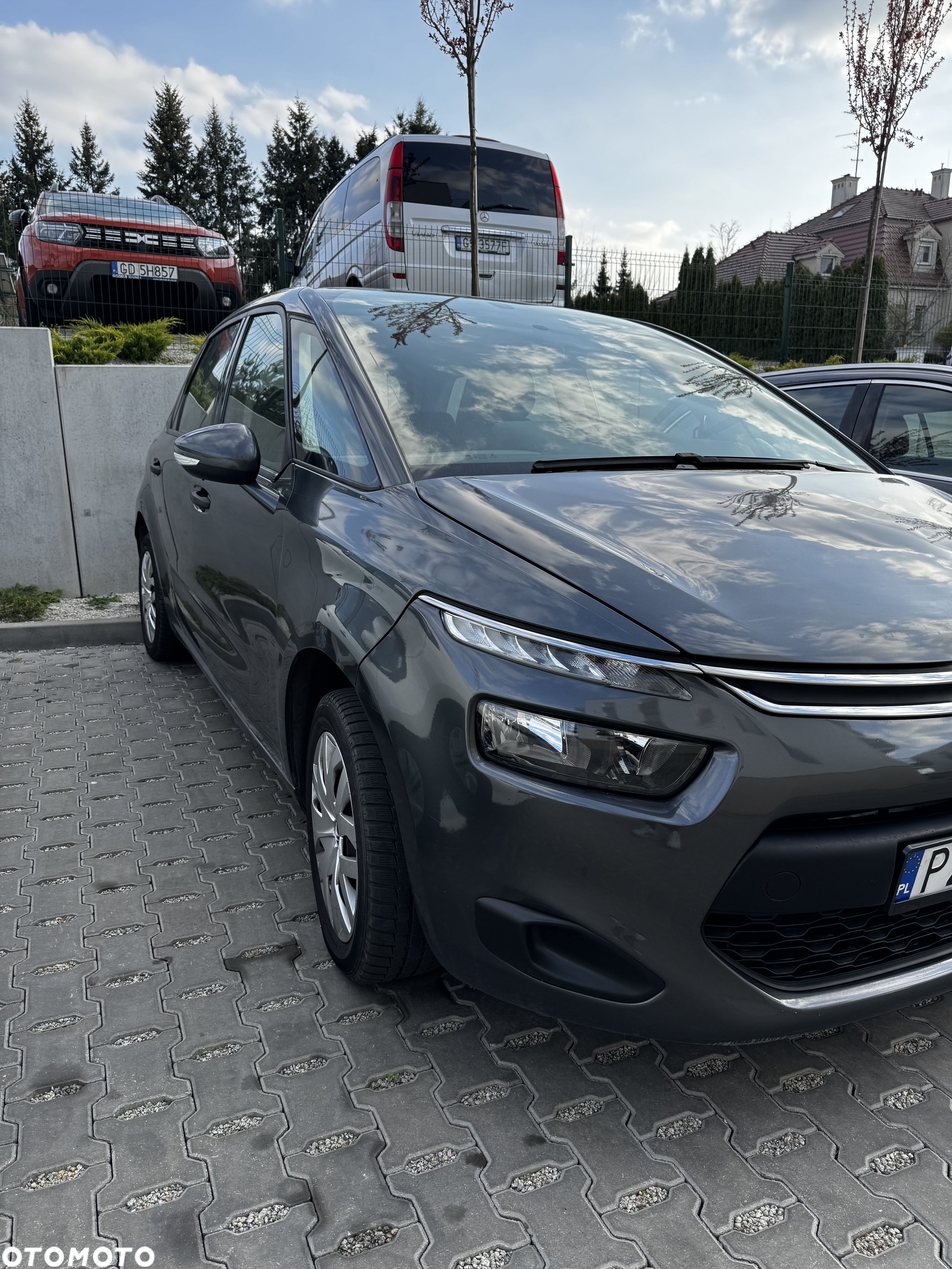 Citroën C4 Picasso 1.6 HDi Attraction - 1