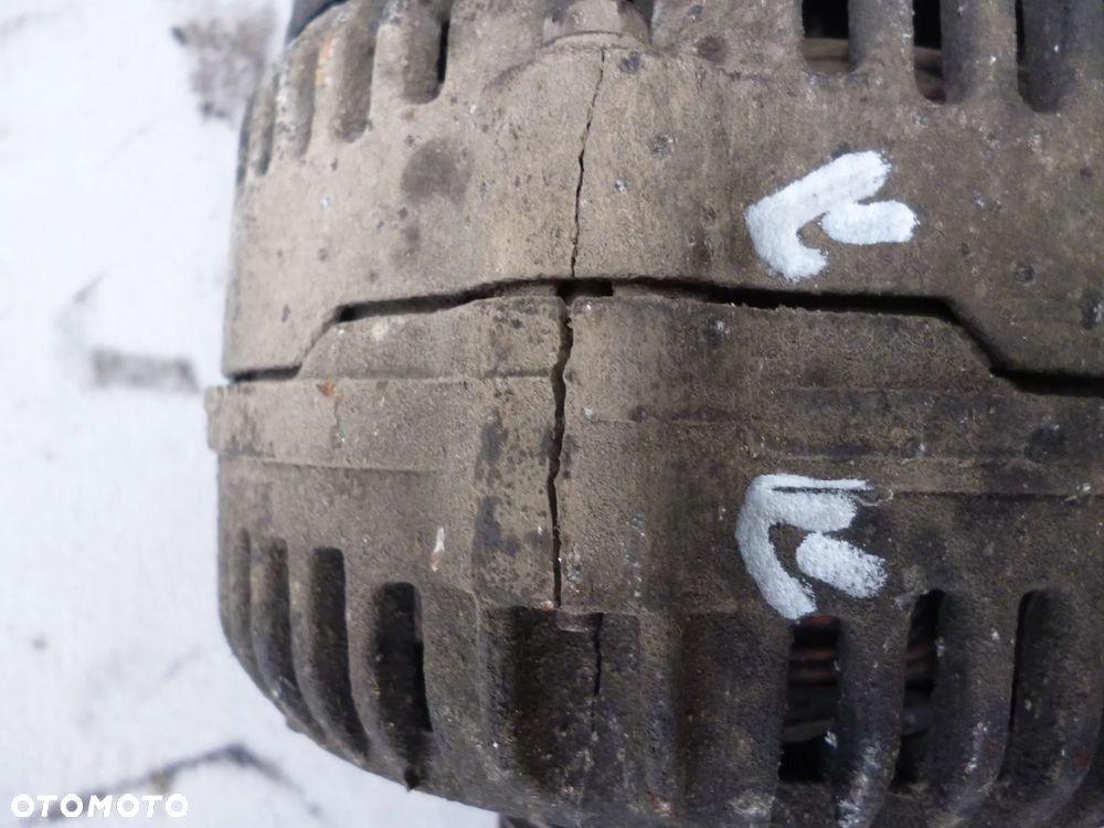 AUDI A4B5 2.8 ALTERNATOR - 2