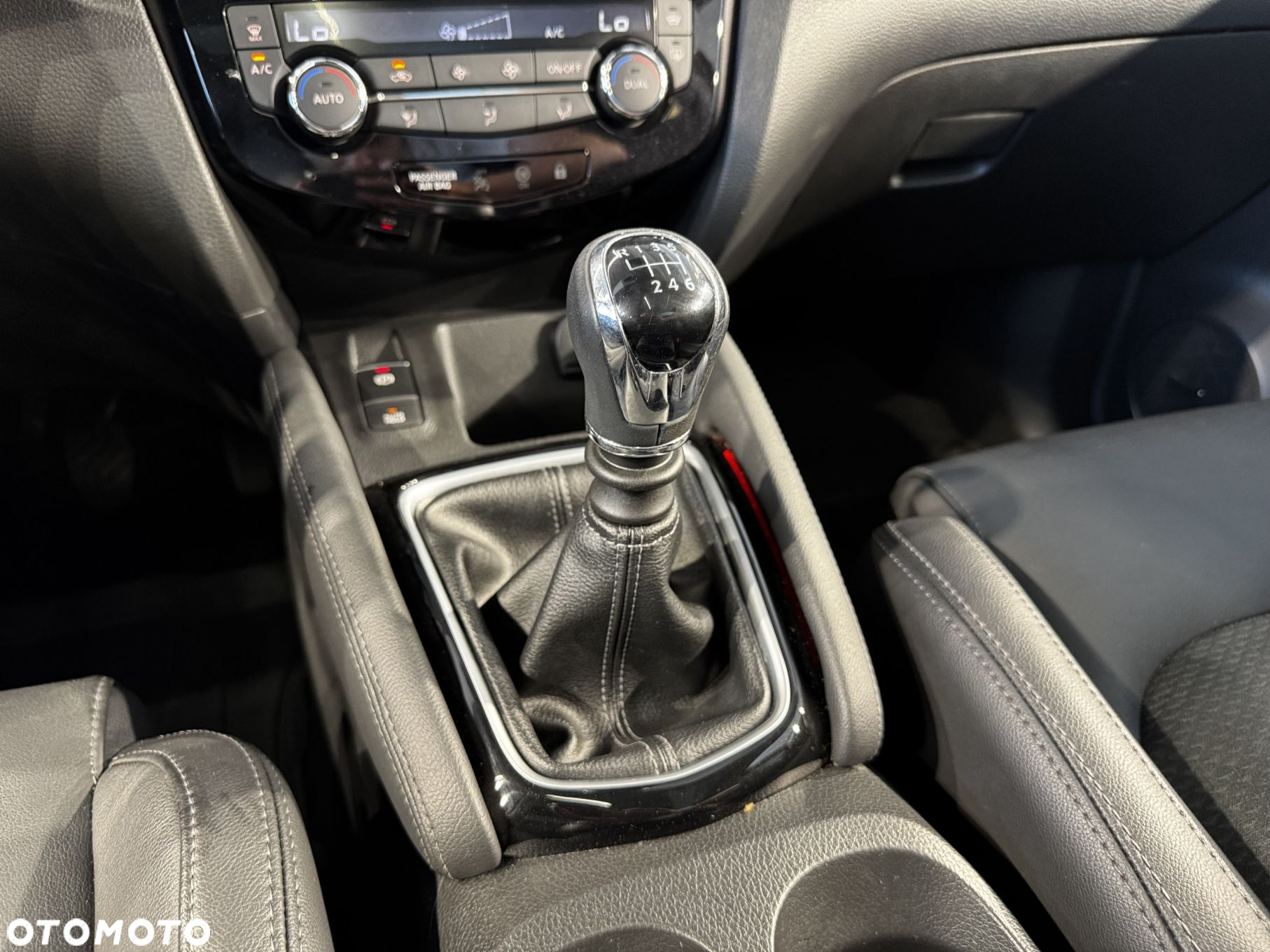 Nissan Qashqai - 22