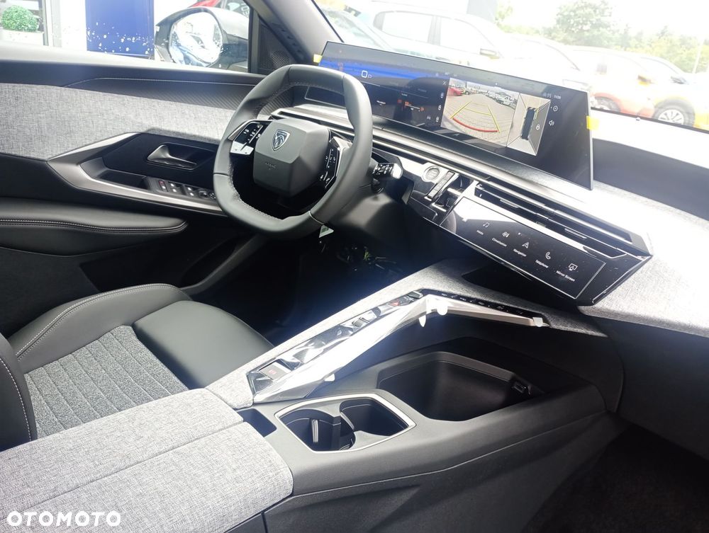 Peugeot 5008 - 11