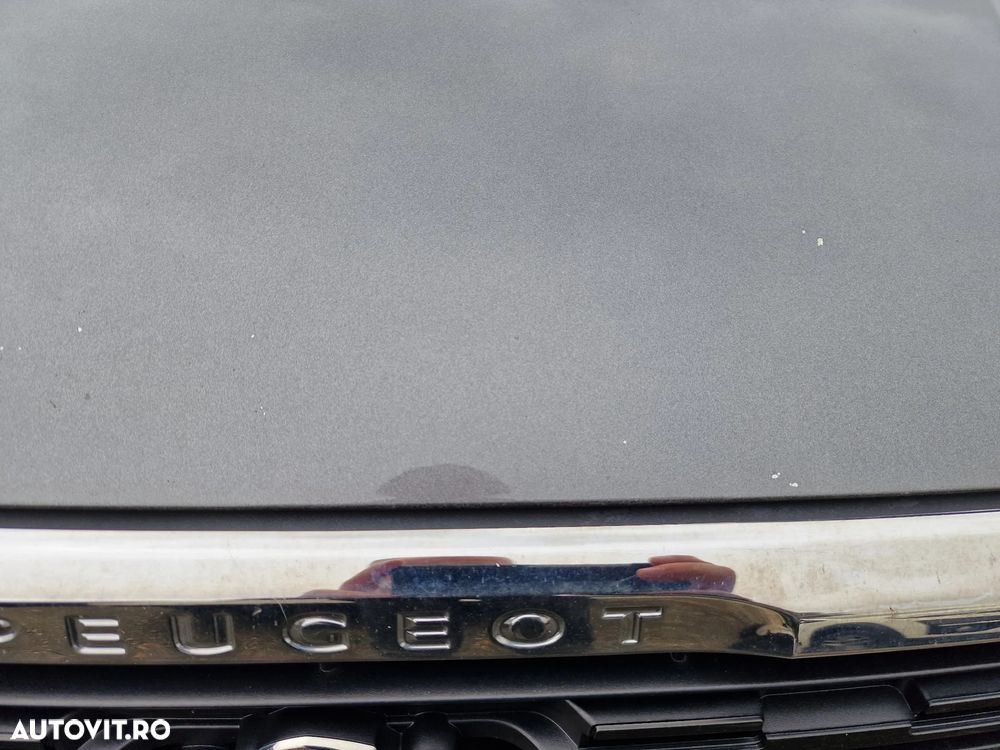 Peugeot 308 1.2 L PureTech Turbo S&S Active - 3