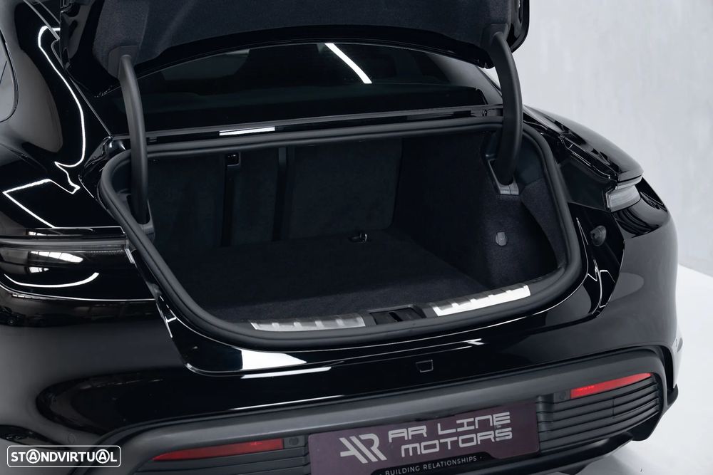Porsche Taycan 4S Bateria Performance Plus - 13