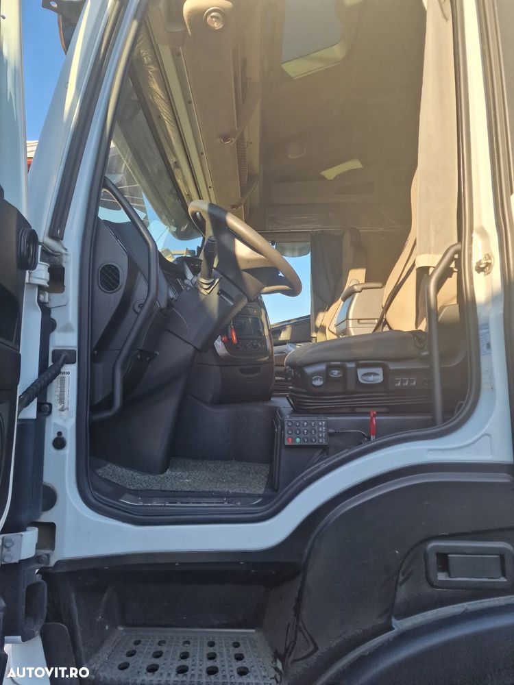 Iveco AS440 - 12