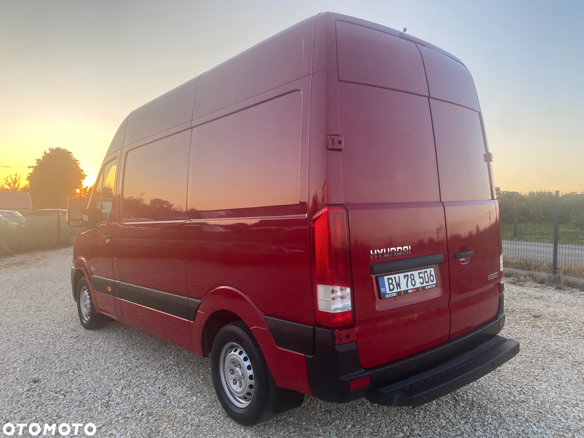 Hyundai H350 - 8