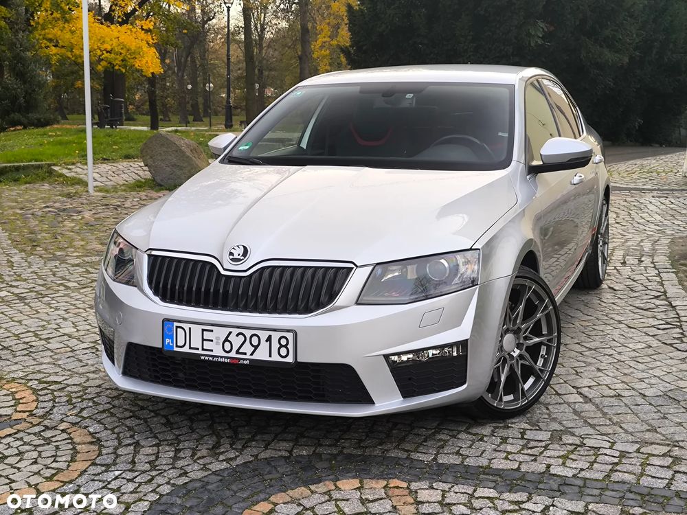 Skoda Octavia 2.0 TSI RS - 7