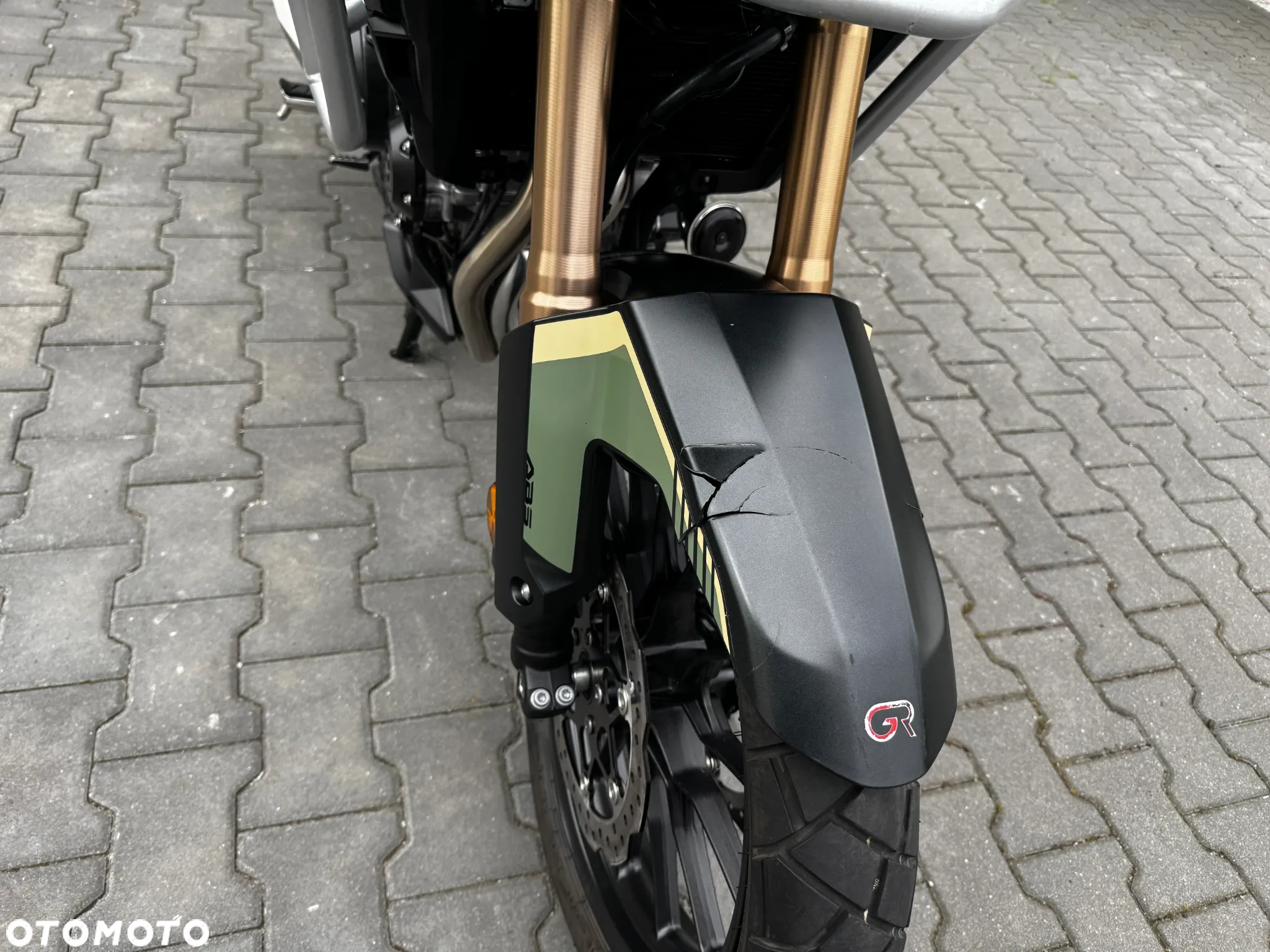 Honda CB - 11