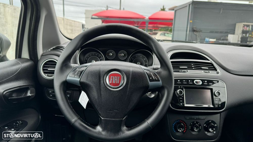 Fiat Punto 1.2 Lounge S&S - 22
