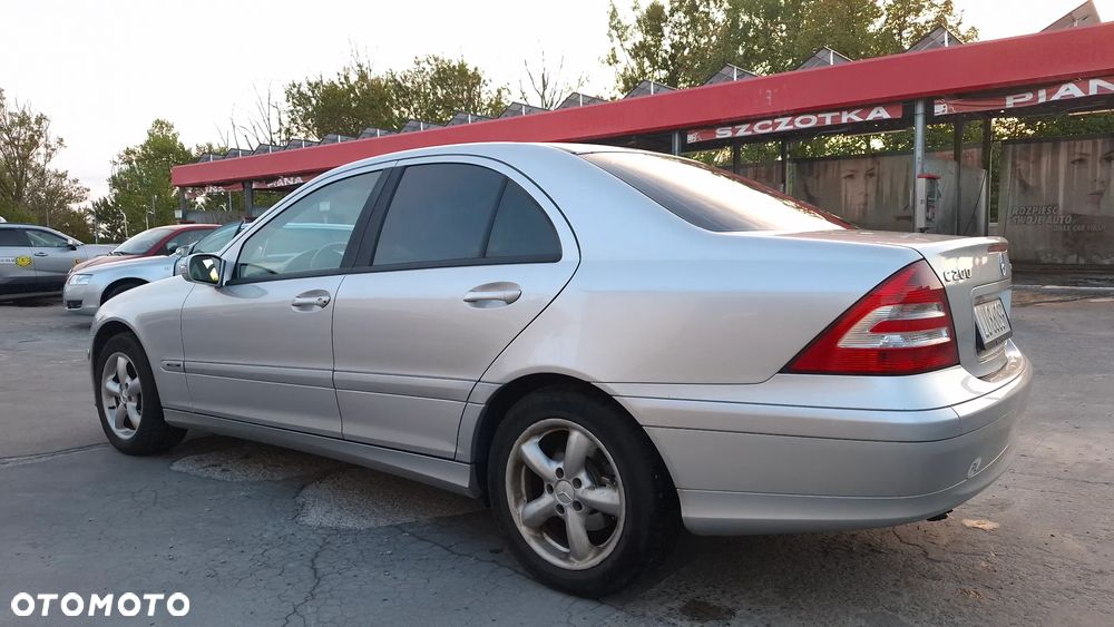 Mercedes-Benz Klasa C 200 Kompressor Classic - 6
