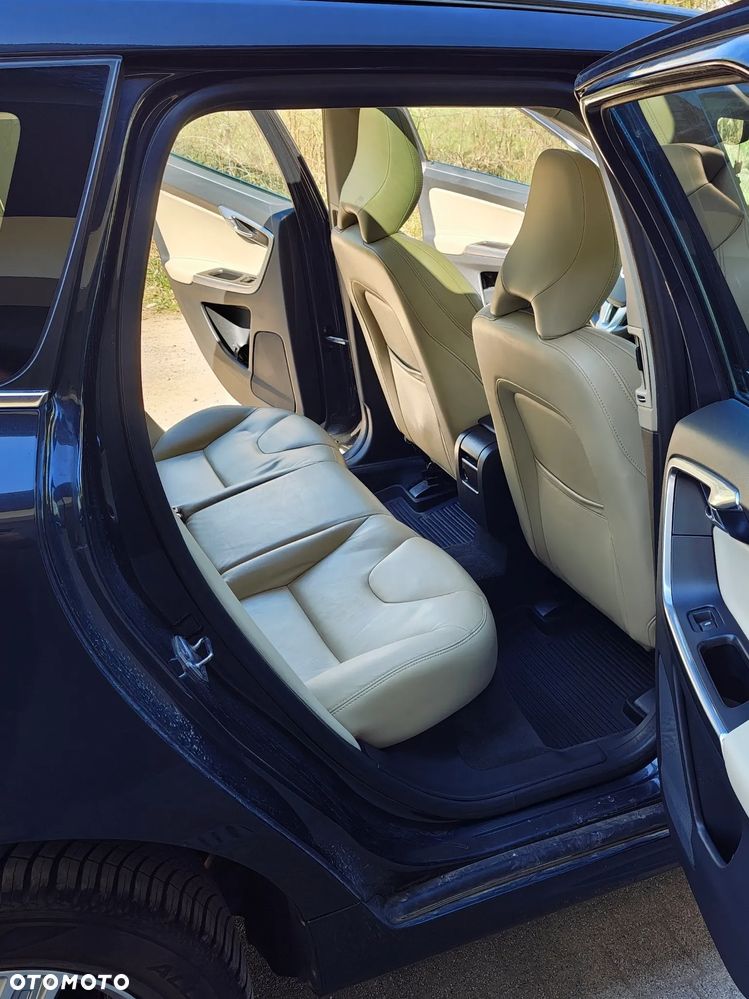 Volvo XC 60 D4 AWD Summum - 5
