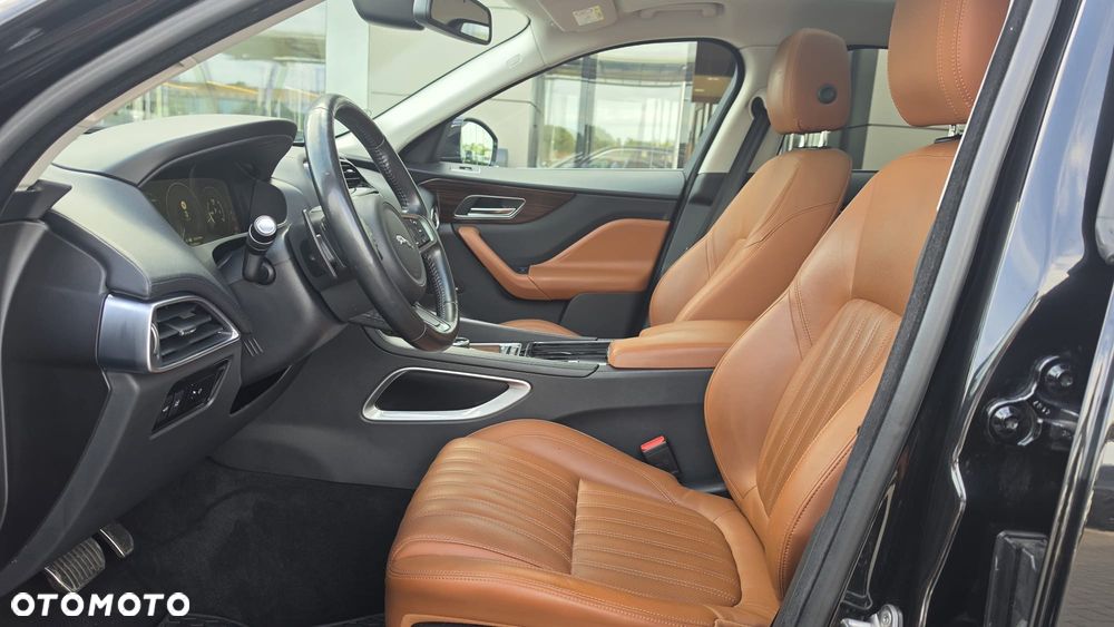 Jaguar F-Pace 2.0 i4P AWD Portfolio - 9