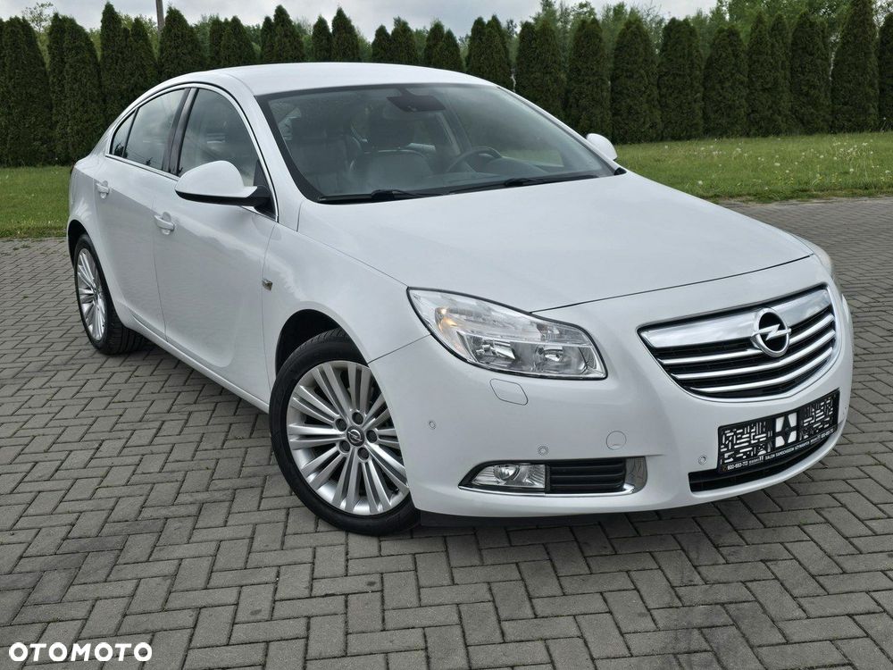 Opel Insignia - 1