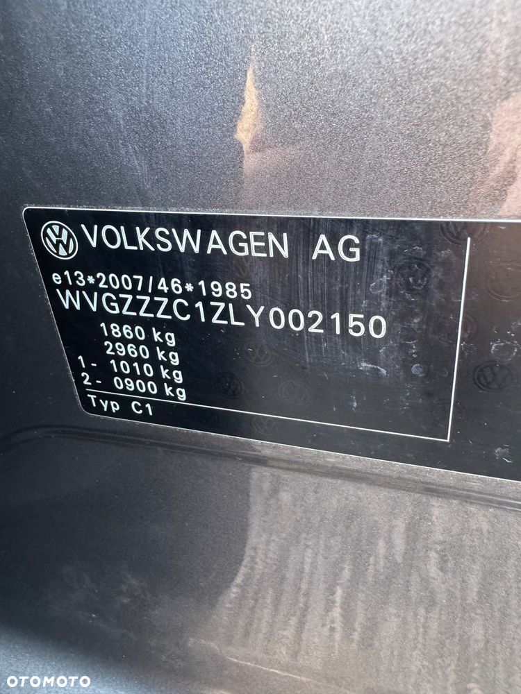 Volkswagen T-Cross - 34