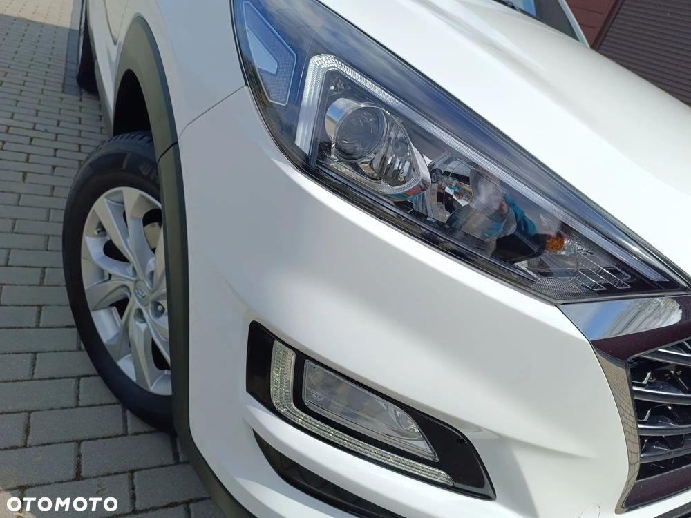 Hyundai Tucson 1.6 GDI BlueDrive Style 2WD - 16