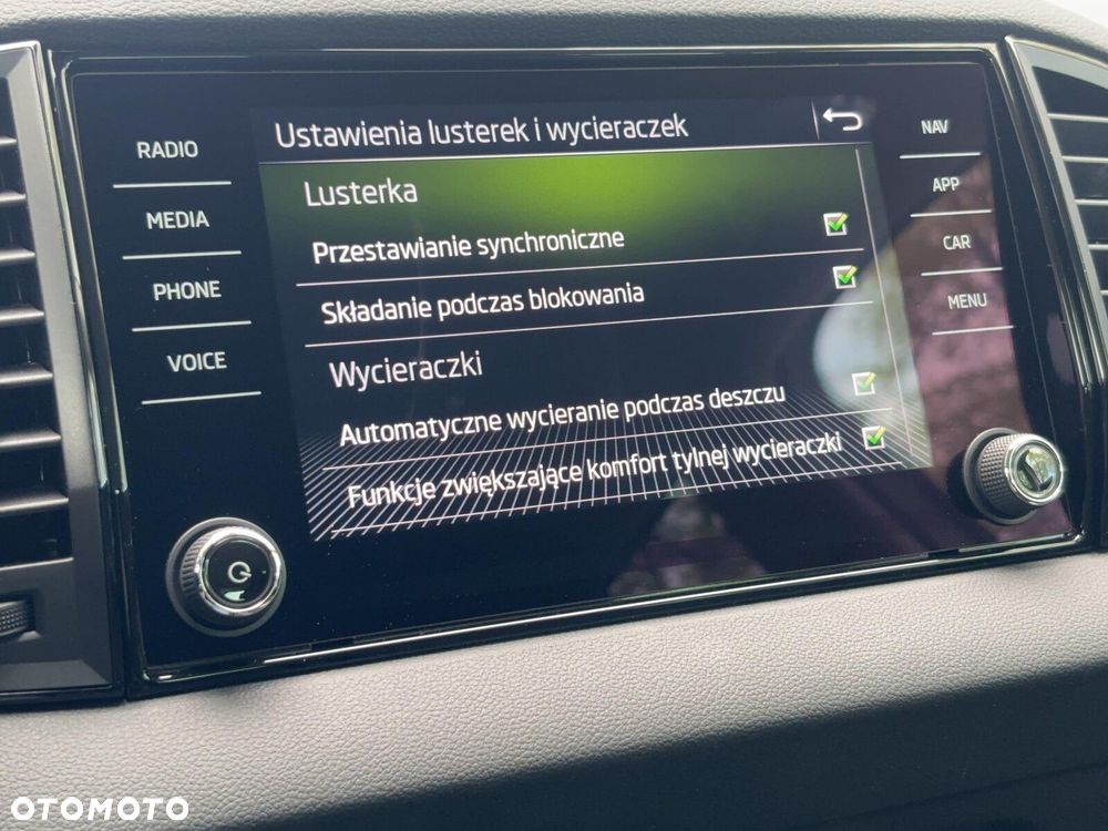 Skoda Karoq 1.5 TSI ACT Selection DSG - 36