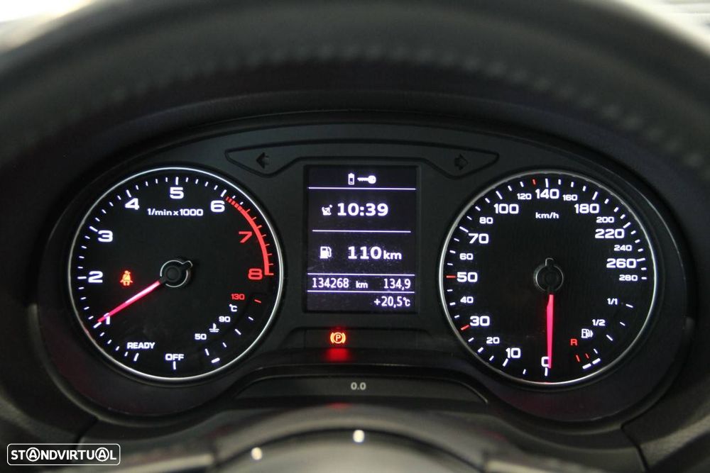 Audi A3 Sportback 1.0 TFSI design - 14