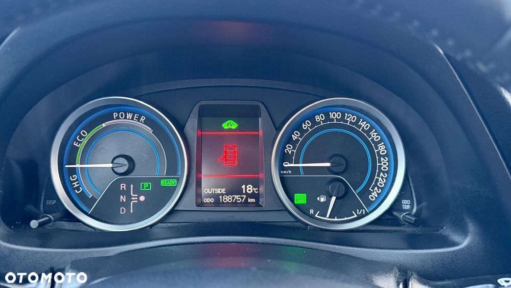 Toyota Auris 1.8 HSD Luna - 28