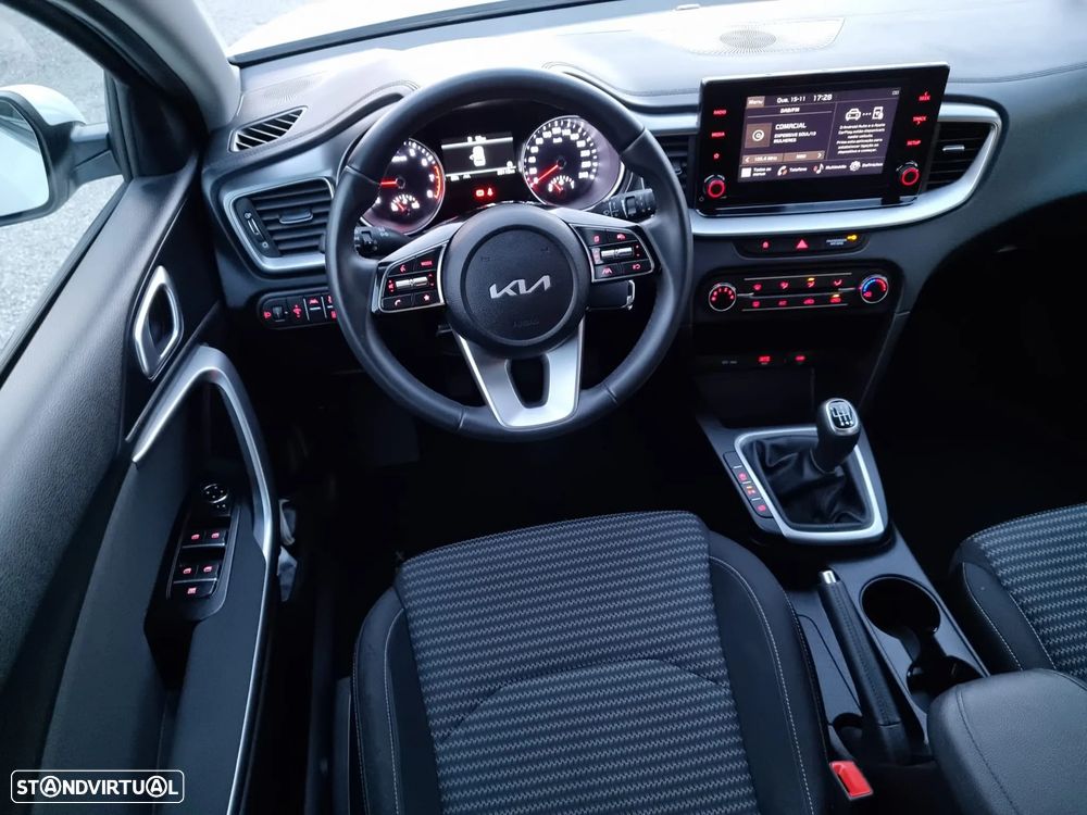 Kia XCeed 1.0 T-GDI Dynamic - 13