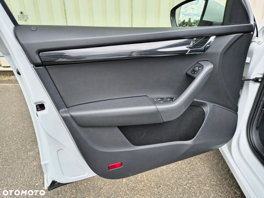 Skoda Octavia 2.0 TSI GPF Style DSG - 20