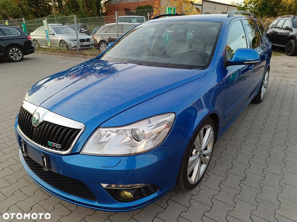Skoda Octavia Combi 2.0 TDI DPF DSG RS - 29