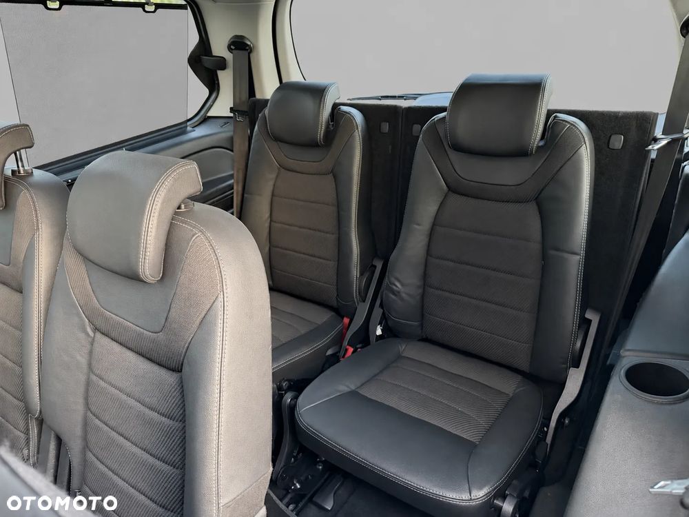 Ford Galaxy 2.0 TDCi DPF Titanium - 24