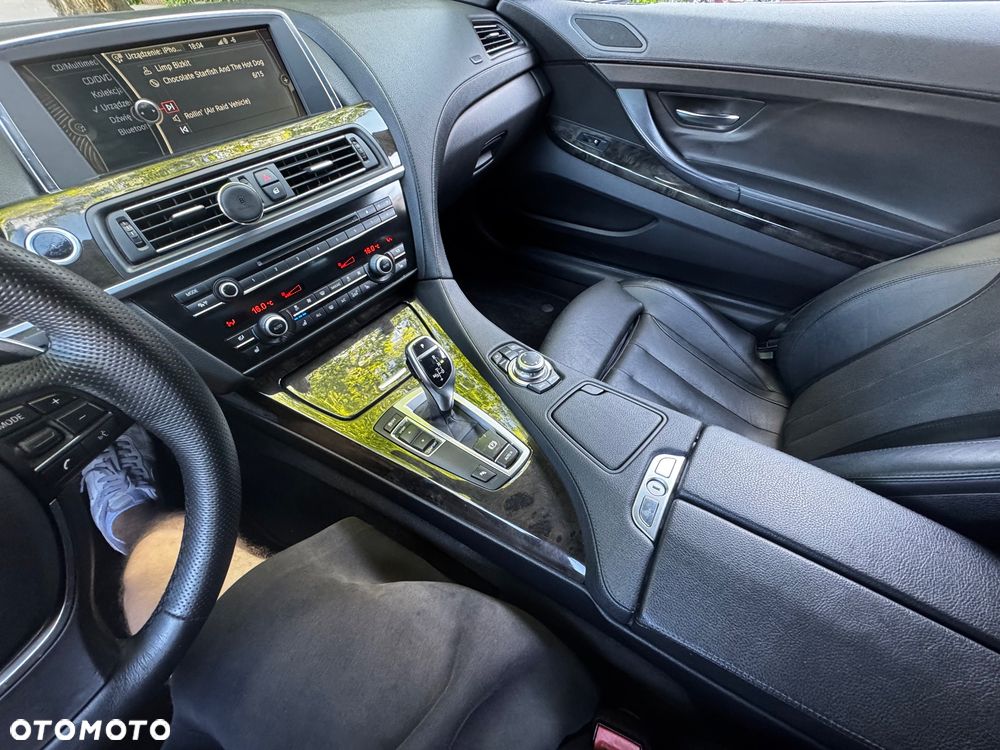BMW Seria 6 650i - 16
