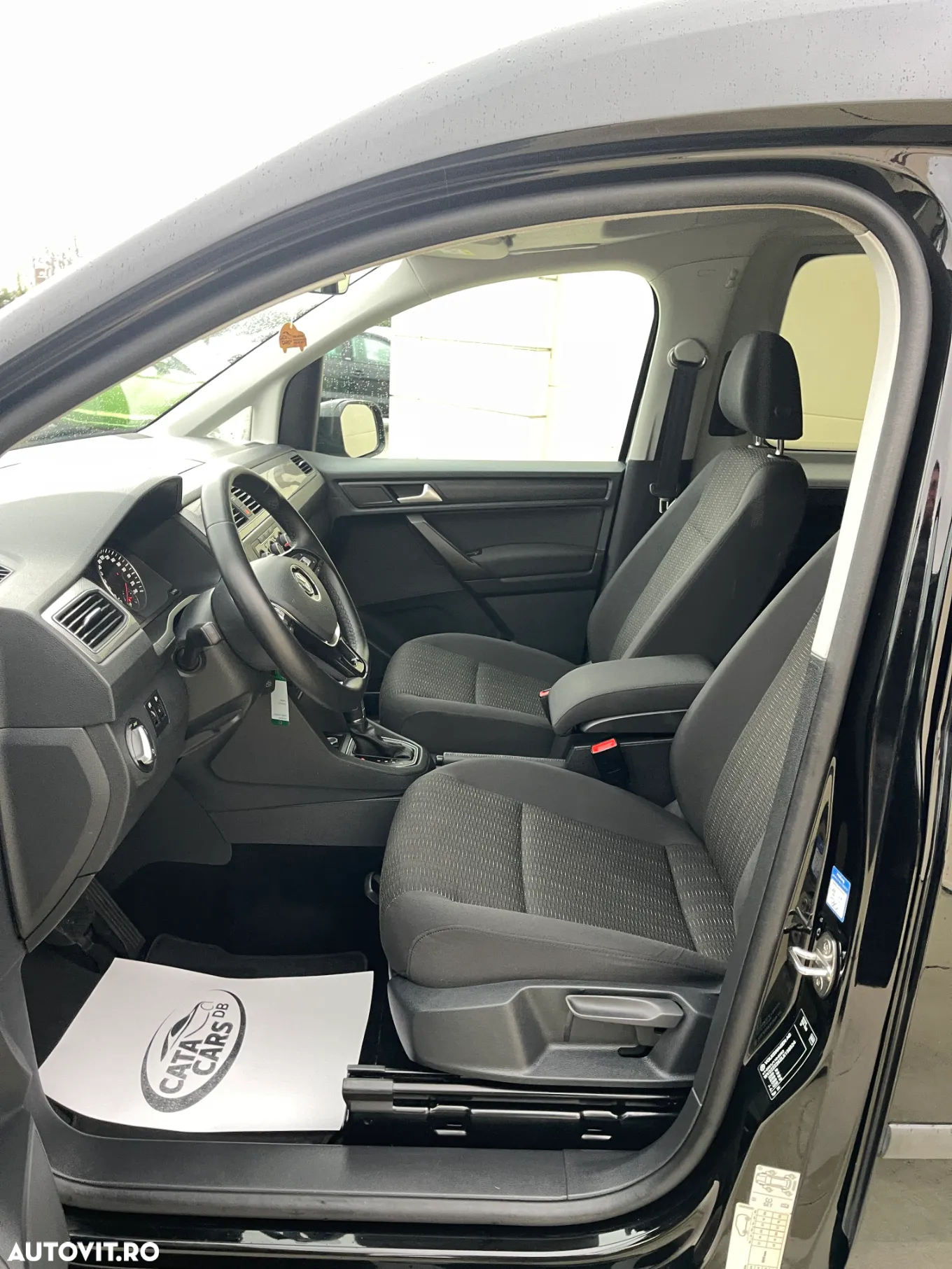 Volkswagen Caddy - 30