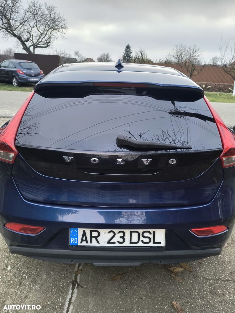 Volvo V40 - 9