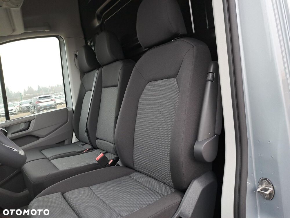 Volkswagen Crafter 35 furgon 140KM 3640 - 18