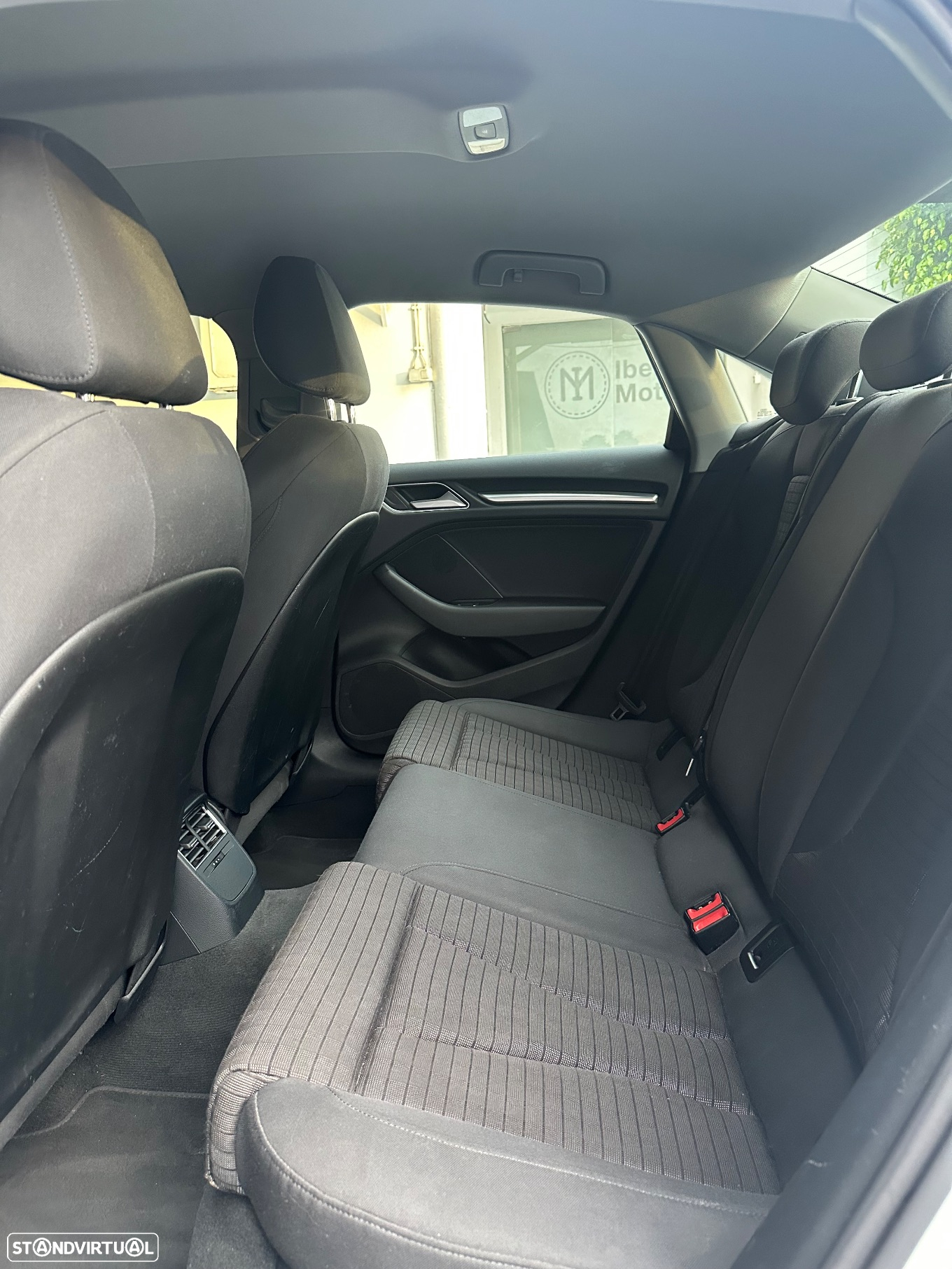 Audi A3 Limousine 30 TFSI Design - 37