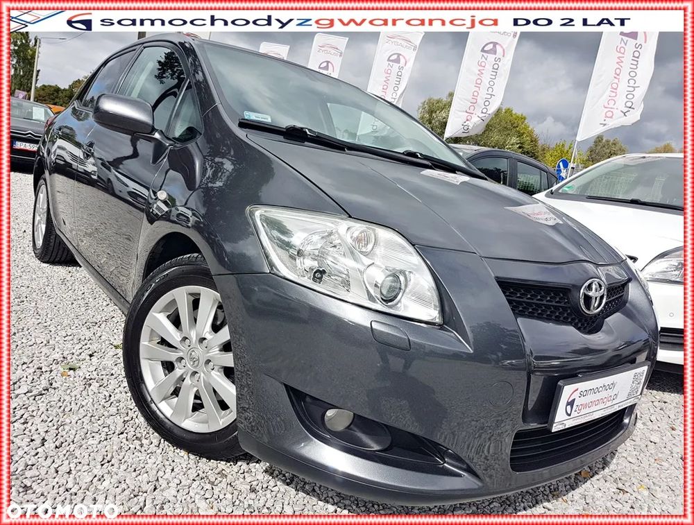 Toyota Auris 2.0 D-4D Executive - 1