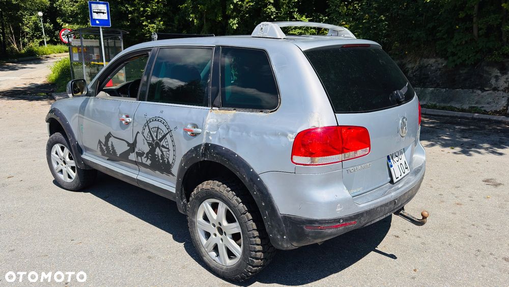 Volkswagen Touareg - 2