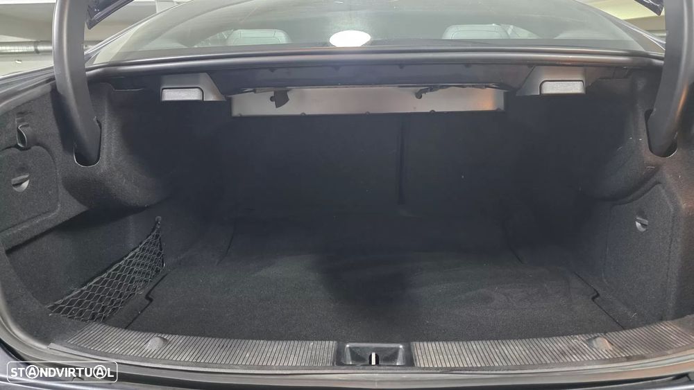 Mercedes-Benz E 350 CDi Avantgarde BlueEfficiency - 29