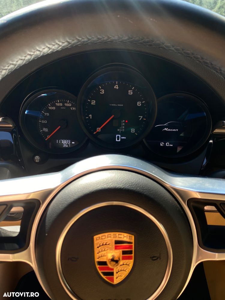 Porsche Macan Standard - 16