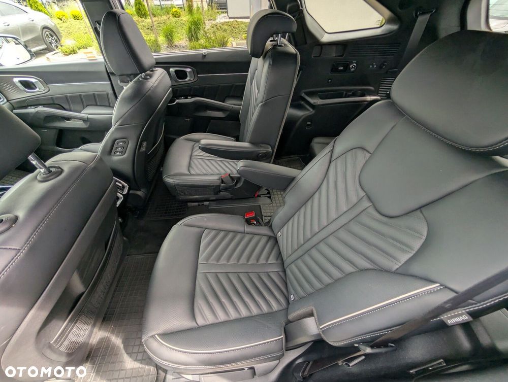 Kia Sorento - 23