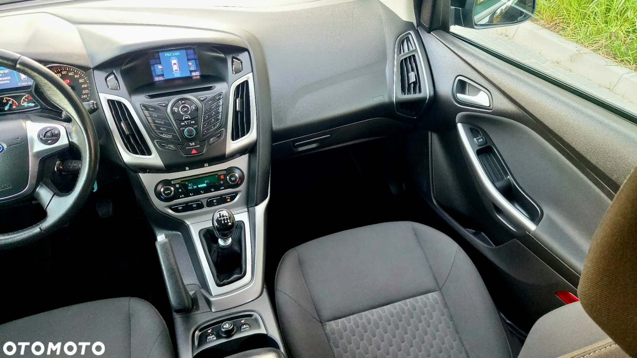 Ford Focus Turnier 2.0 TDCi DPF SYNC Edition - 7