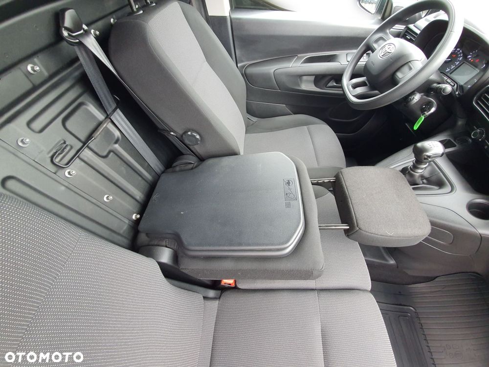 Toyota proace-city - 26