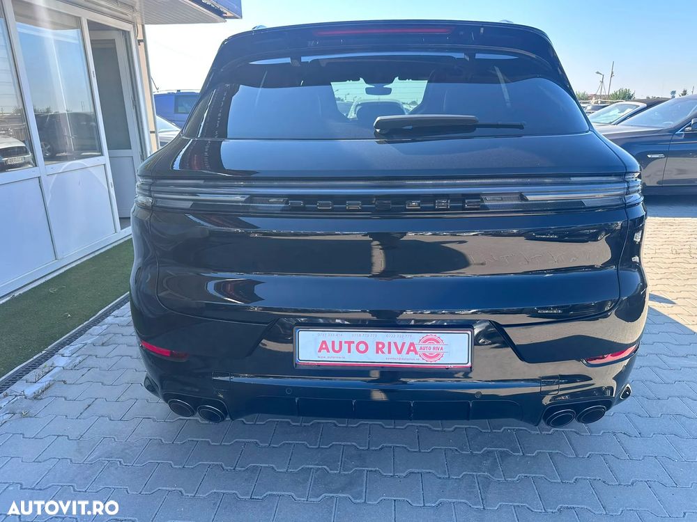 Porsche Cayenne S - 9