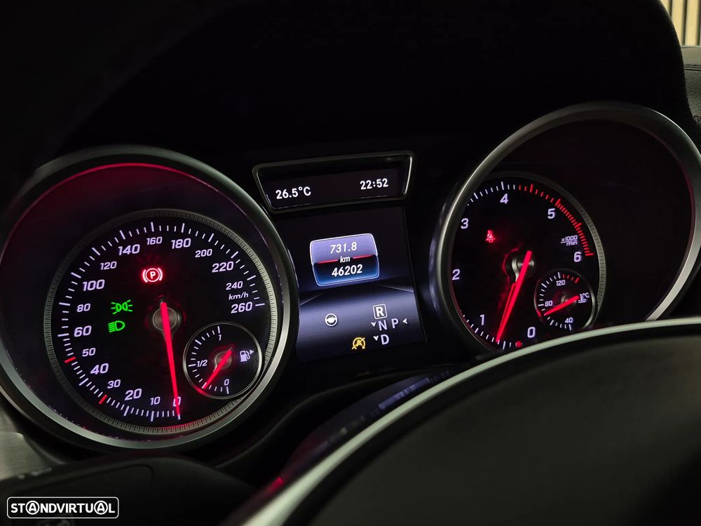 Mercedes-Benz GLE 350 d 4Matic 9G-TRONIC AMG Line - 41