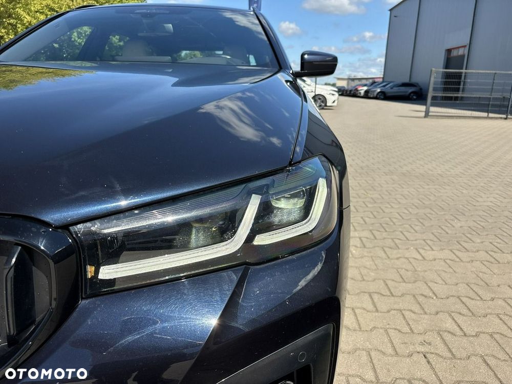 BMW Seria 5 530i xDrive mHEV M Sport sport - 9