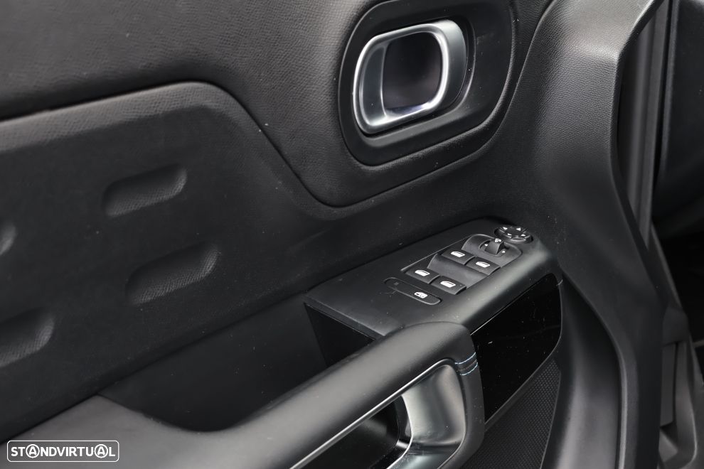 Citroën C5 Aircross 1.6 Hybrid Shine Pack e-EAT8 - 26