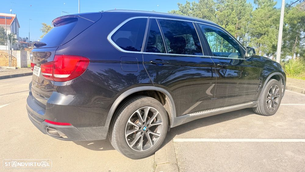 BMW X5 25 d sDrive Comfort 7L - 6