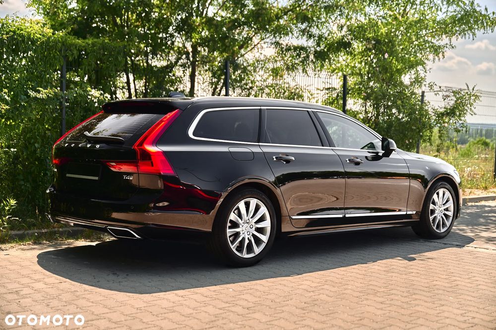 Volvo V90 T4 R-Design - 17