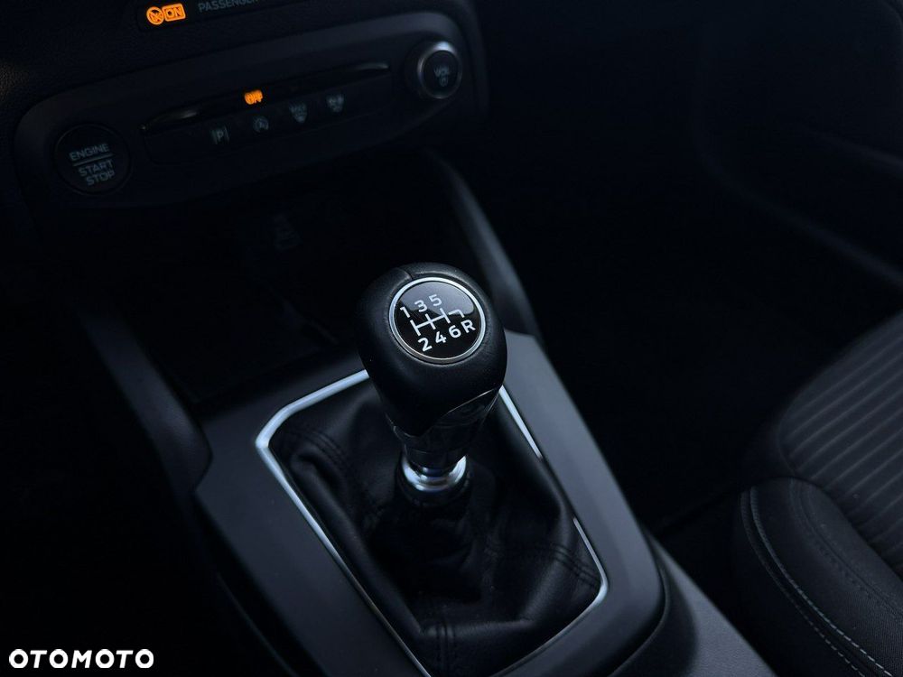 Ford Focus 1.0 EcoBoost Titanium Design - 22