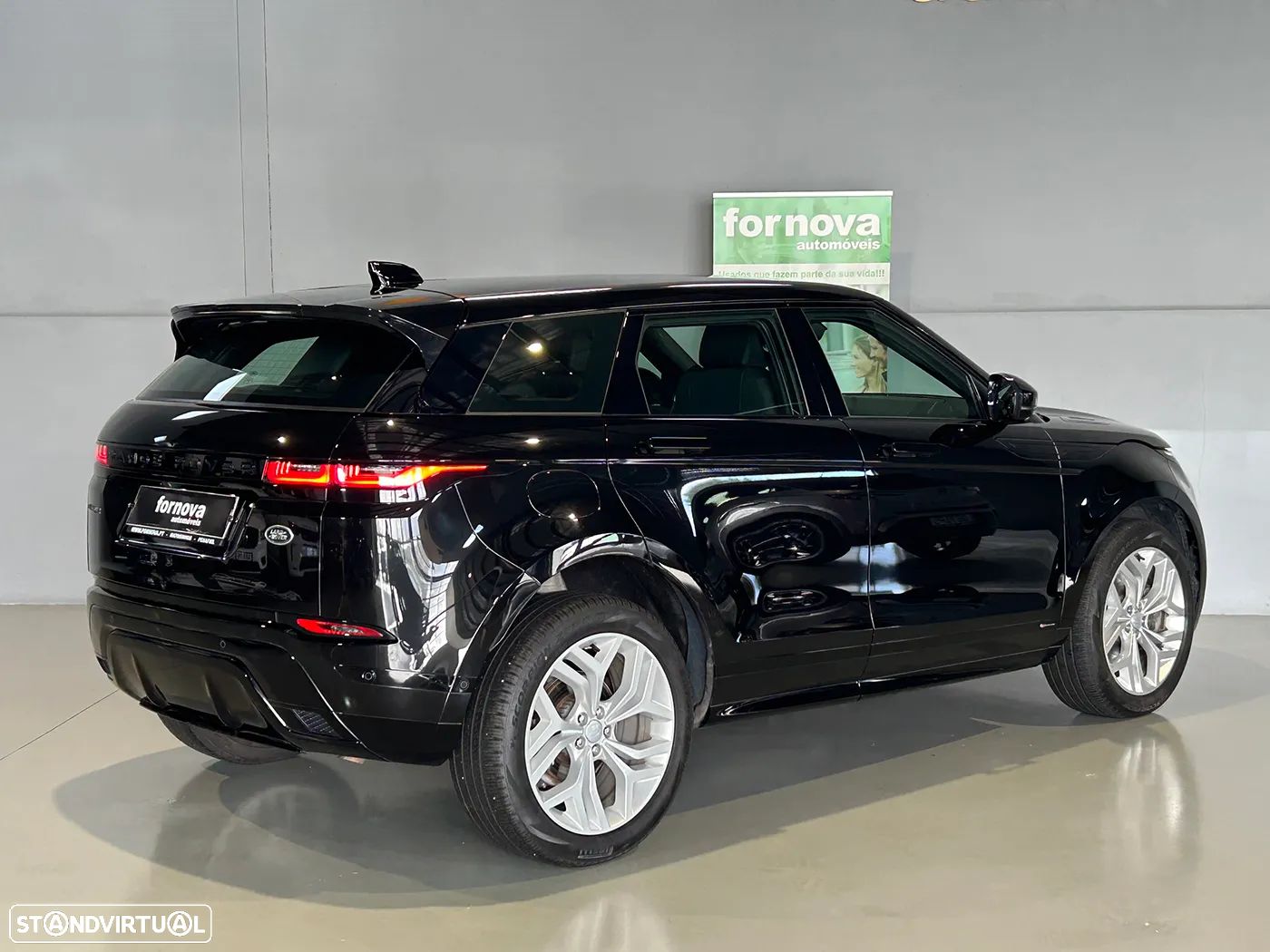 Land Rover Range Rover Evoque 1.5 P160 R-Dynamic SE Auto - 1