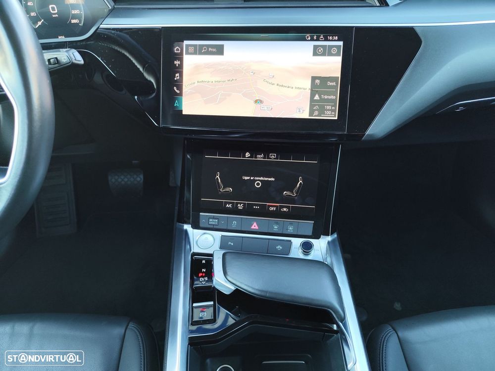 Audi e-tron 55 quattro - 16